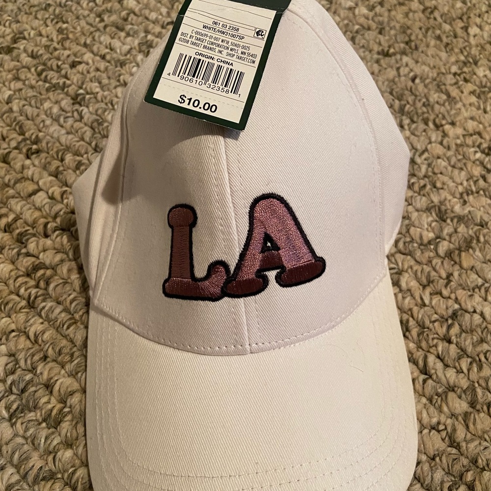 Hat - Picture 2 of 3
